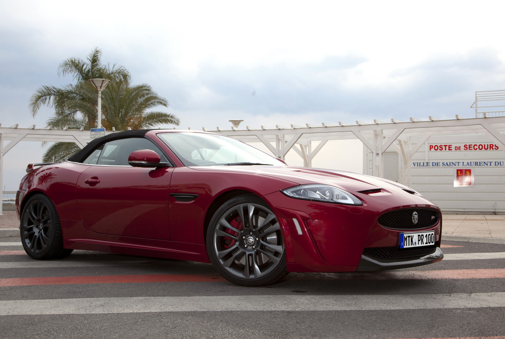 Pressepräsentation Jaguar XKR-S Cabriolet: Gebändigt, griffig, giftig