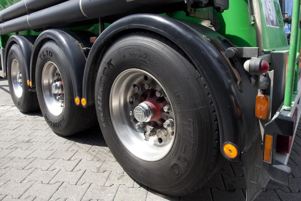 Reifenpannen-Service für Lkw-Flotten