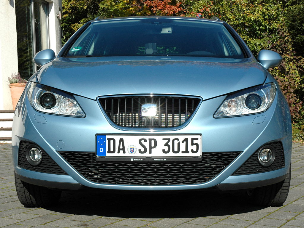Seat Ibiza ST: Blick auf die Frontpartie. 