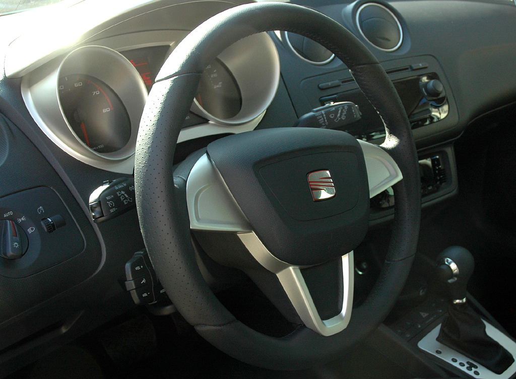 Seat Ibiza ST: Blick ins Cockpit. 