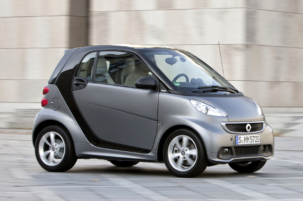 Smart hat den Fortwo außen und innen aufgefrischt. 