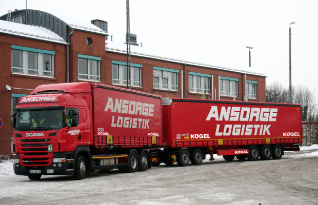 Spedition Ansorge und Kögel bringen ersten Lang-Lkw auf die Straße