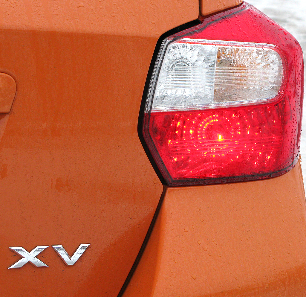 Subaru XV: Moderne Leuchteinheit hinten mit Modellschriftzug. 