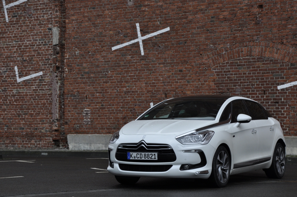 Test Citroen DS5: Der macht auch Pilotinnen glücklich