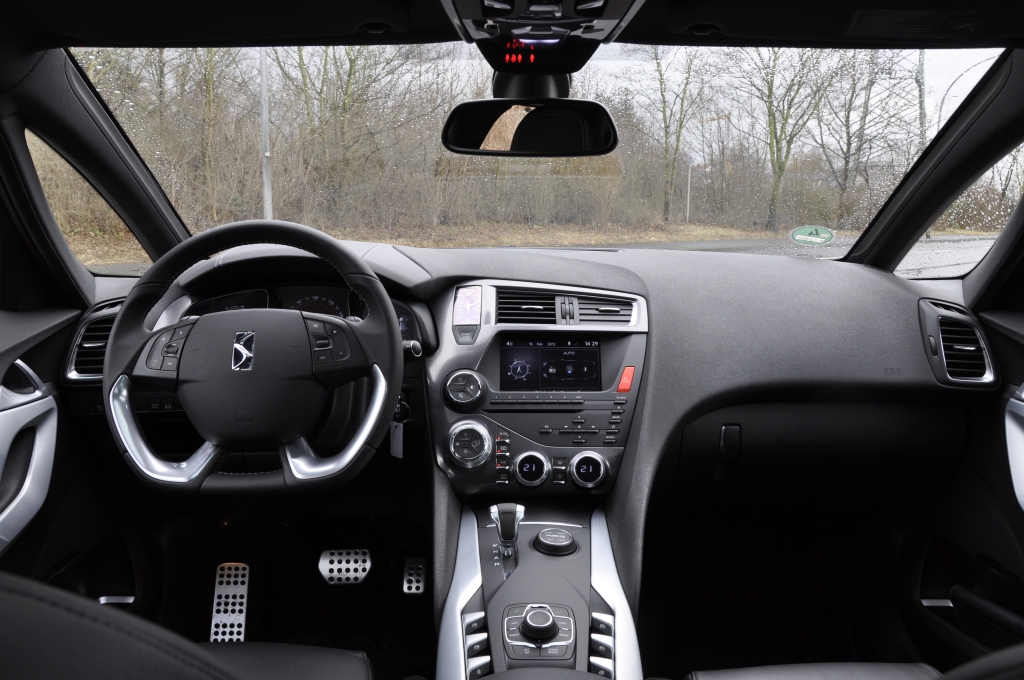 Test Citroen DS5: Der macht auch Pilotinnen glücklich