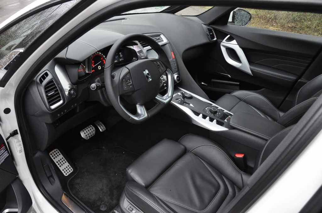 Test Citroen DS5: Der macht auch Pilotinnen glücklich