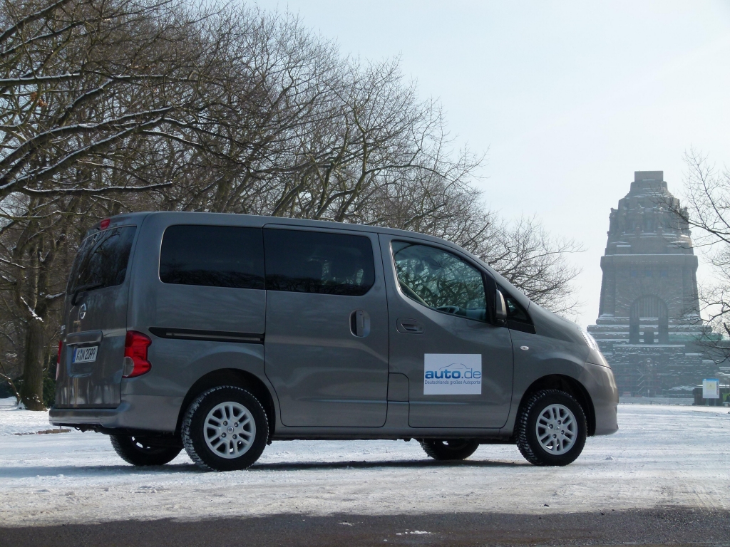 Test Nissan Evalia 1.6: Preiswertes Familienauto jenseits heutiger Premium-Allüren 