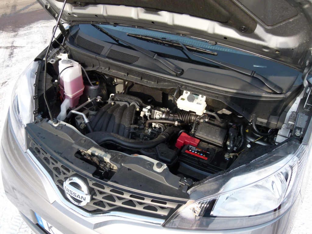 Test Nissan Evalia 1.6: Preiswertes Familienauto jenseits heutiger Premium-Allüren 