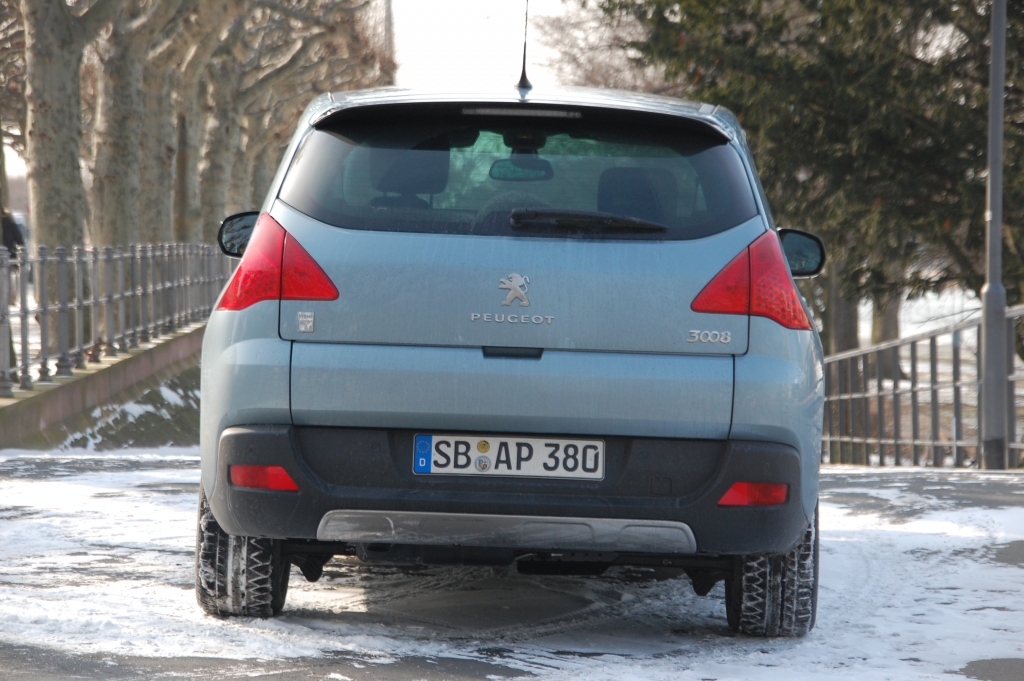 Test Peugeot 3008 Hybrid4 – Sparsamer Leisetreter mit Potenzial