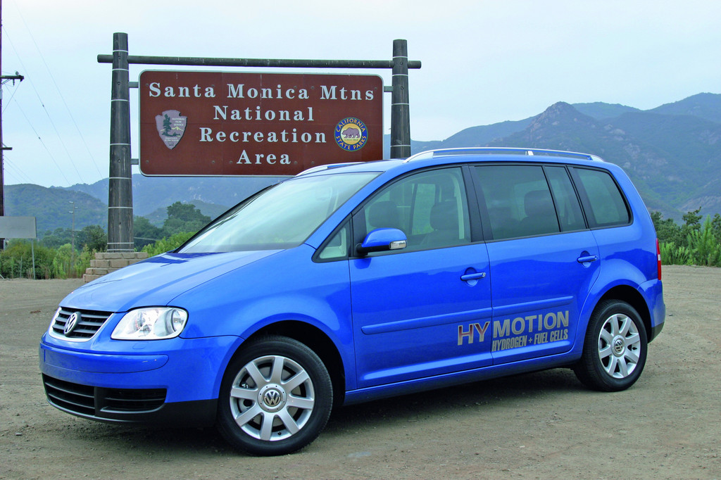 Volkswagen Touran Hy Motion kommt ins Museum