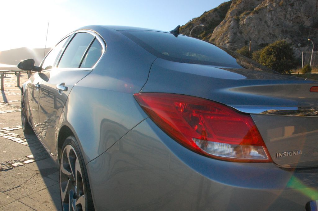 Vorstellung Opel Insignia BiTurbo - Noch mehr Fahrspaß mit der Kraft der zwei Turbos
