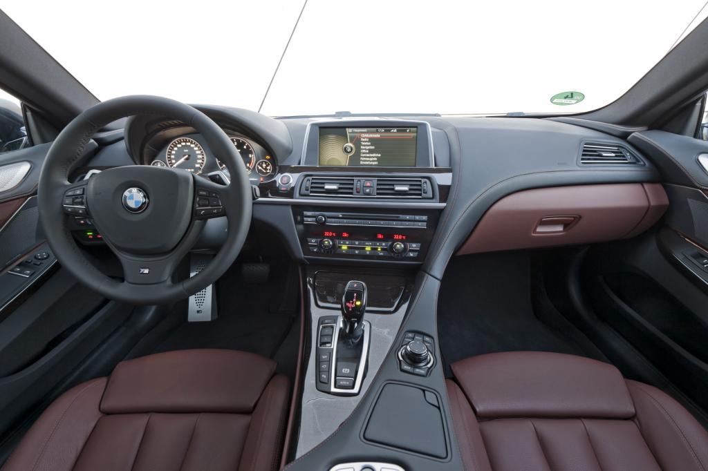 Wie immer bei BMW gibt es auch im 6er mit Diesel den so genannten Fahrerlebnis-Schalter