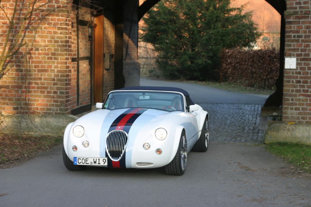 Wiesmann: Kompakt, puristisch und bärenstark