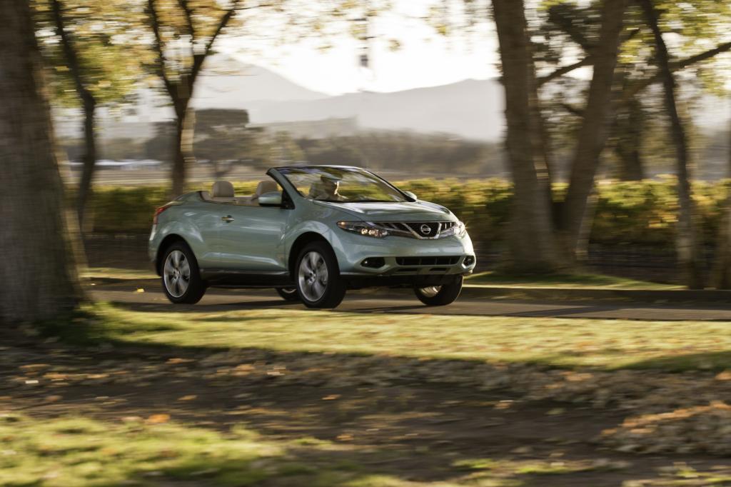 Zu den wenigen anderen SUV-Cabrios zählt das Nissan Murano Cross Cabriolet