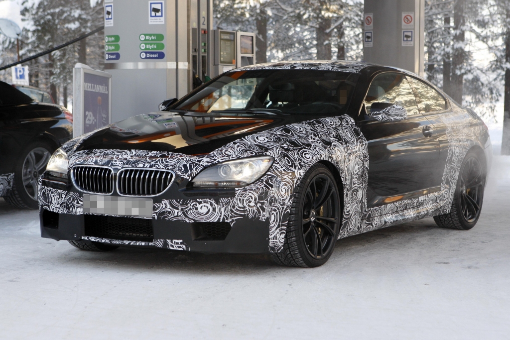 +++UPDATE+++ Erwischt: Erlkönig BMW M6 Coupé – Auch ein M6 muss mal tanken