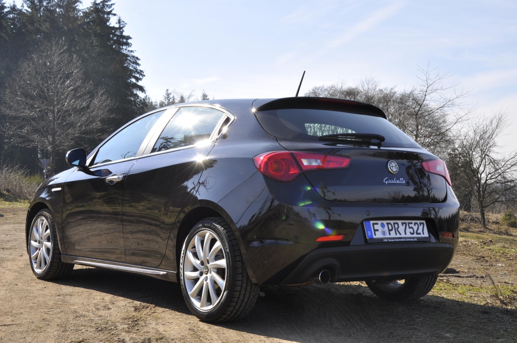 Alfa Romeo Giulietta: Schöne Italienerin mit TCT-Doppelkupplungsgetriebe 