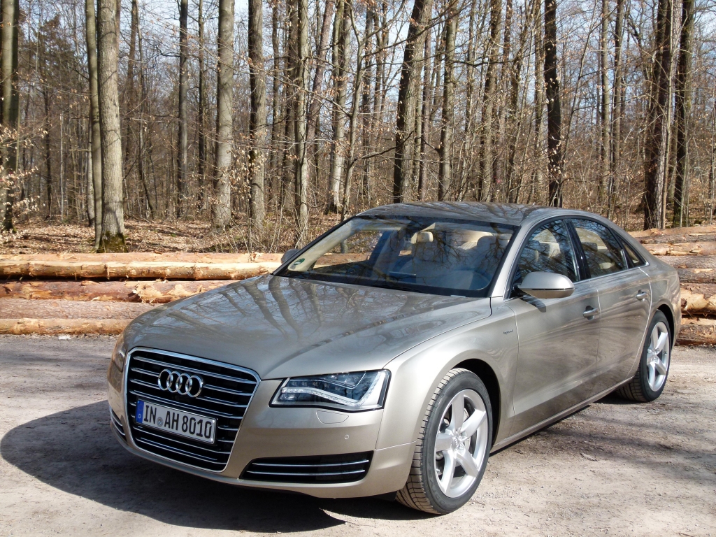 Audi A8 Hybrid: Sauberes Geschäft in der Business-Klasse 
