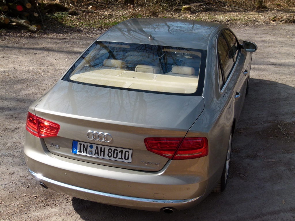 Audi A8 Hybrid: Sauberes Geschäft in der Business-Klasse 