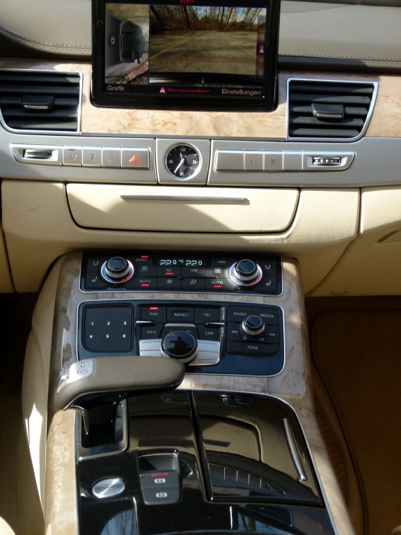 Audi A8 Hybrid: Sauberes Geschäft in der Business-Klasse 