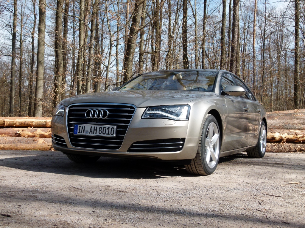 Audi A8 Hybrid: Sauberes Geschäft in der Business-Klasse 