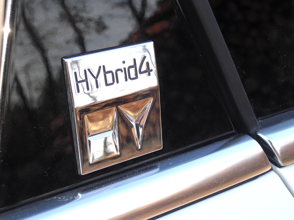 Automobile Anpassung: Was Studien über künftige Hybridentwicklung sagen