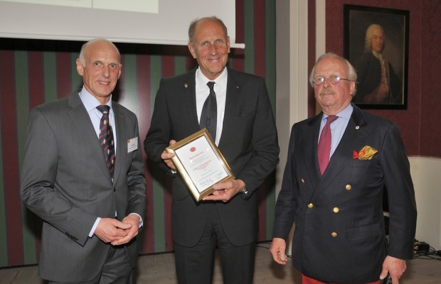 AvD ehrt Stuck und Todt