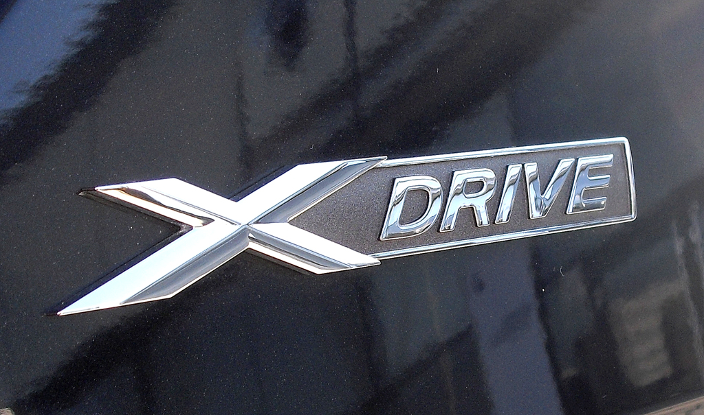 BMW 640d xDrive: Schriftzug für intelligenten Allradantrieb am Heck. 
