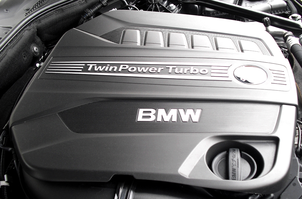 BMW 640d xDrive: Unter der Haube sitzt ein 3,0-Liter-Twinpower-Turbodiesel mit 230/313 kW/PS 