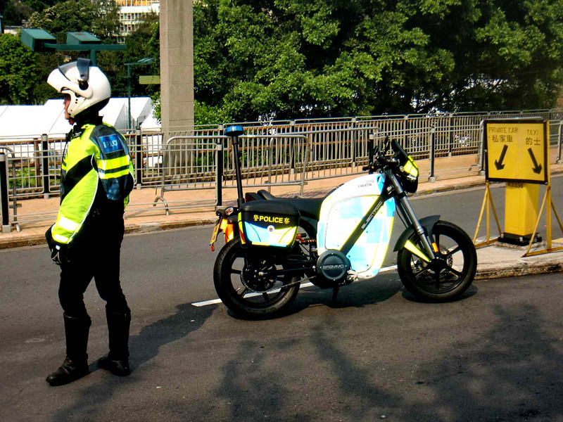 Brammo Elektromotorräder für Polizei in Hongkong