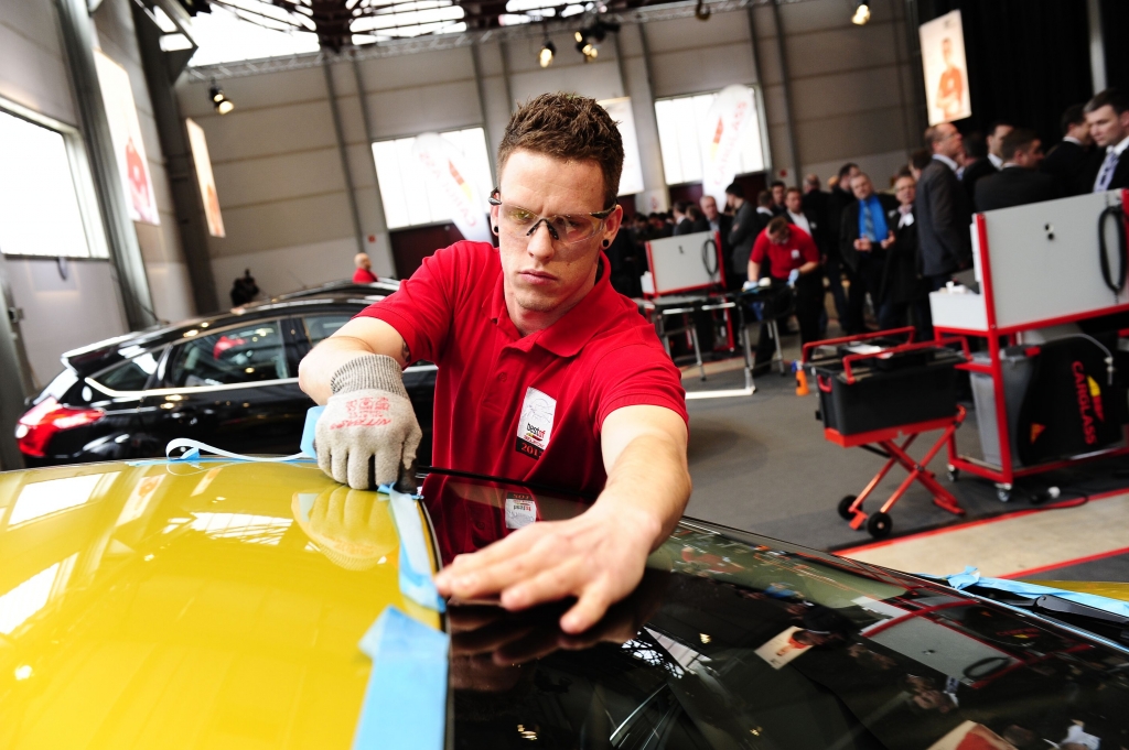 Carglass ermittelt besten deutschen Monteur „Best of Belron“ Sebastian Katsch