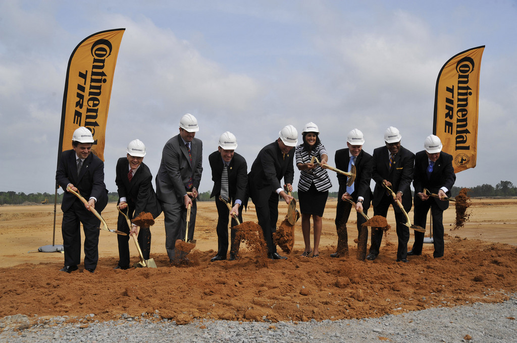 Continental legt Grundstein für neues US-Reifenwerk