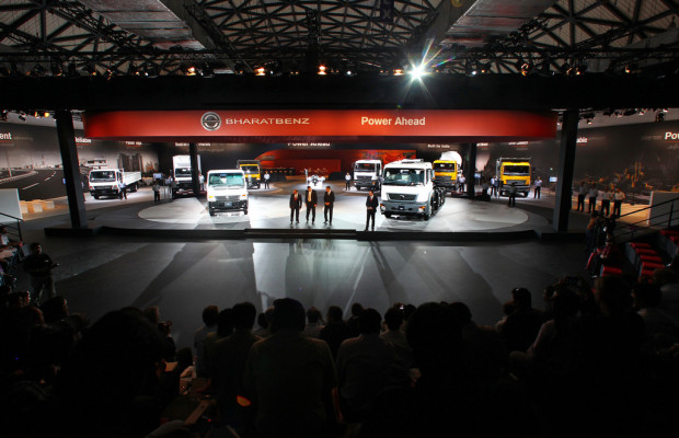 Daimler präsentiert in Indien die ersten Bharatbenz