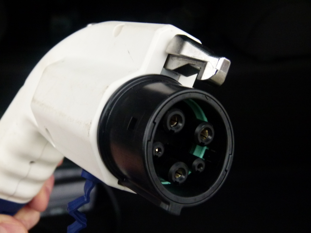 Das E-Auto im absurden Kreis
