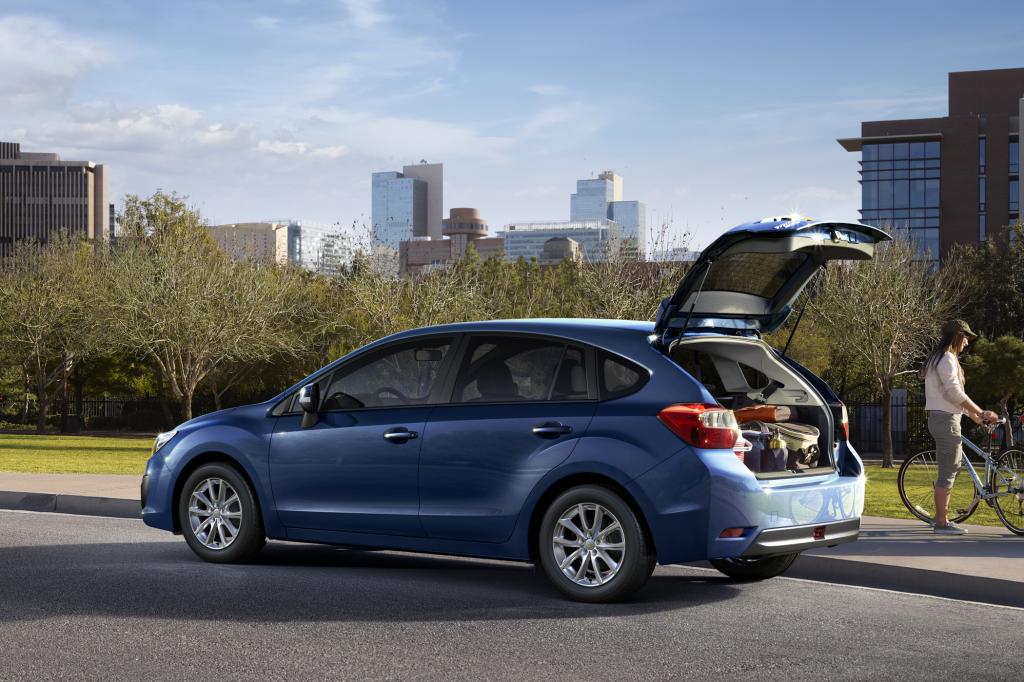 Der Impreza wird zunächst nur mit dem neuen 1,6-Liter-Benzin-Boxer mit Front- oder Allradantrieb angeboten