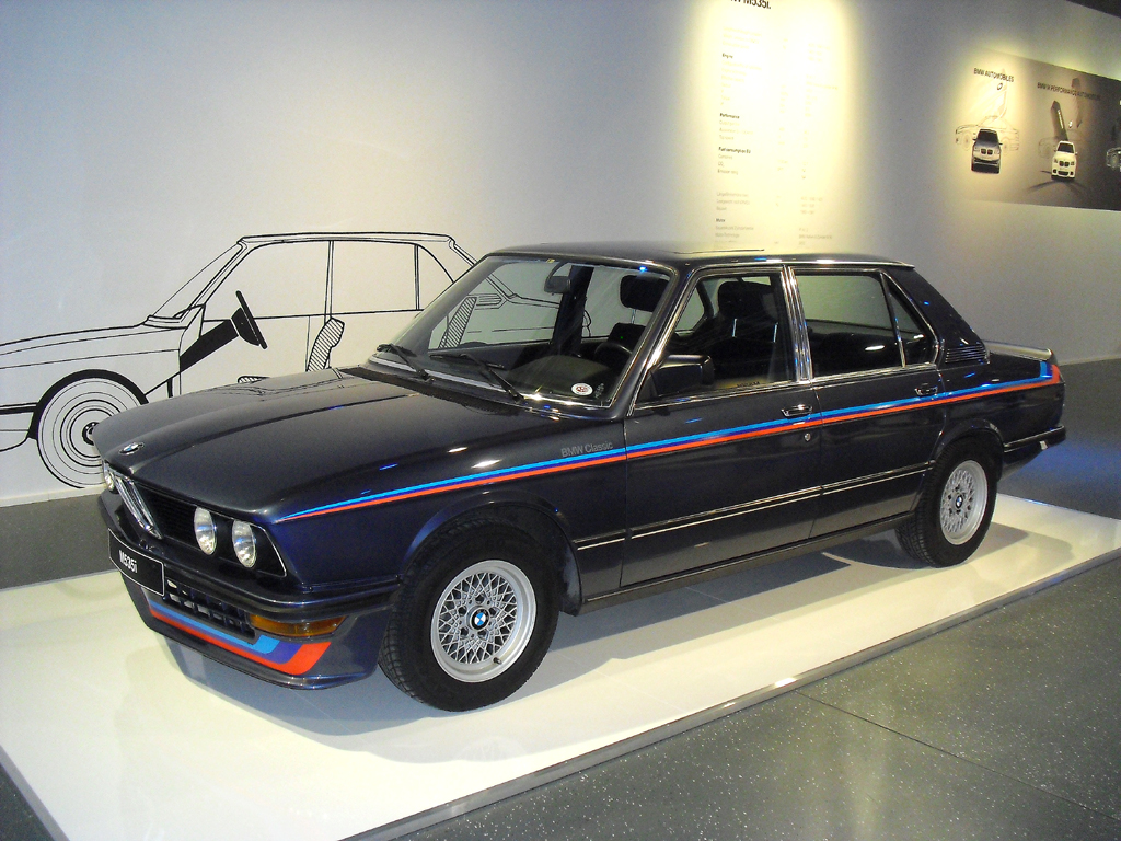 Der M535i zu Beginn der 1980er-Jahre gehört schon zur M-Historie. 