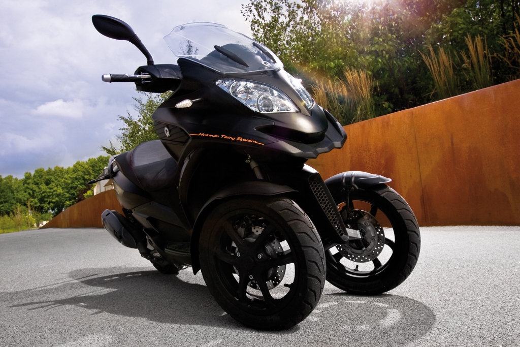 Dreirad-Roller Quadro ohne Motorradführerschein