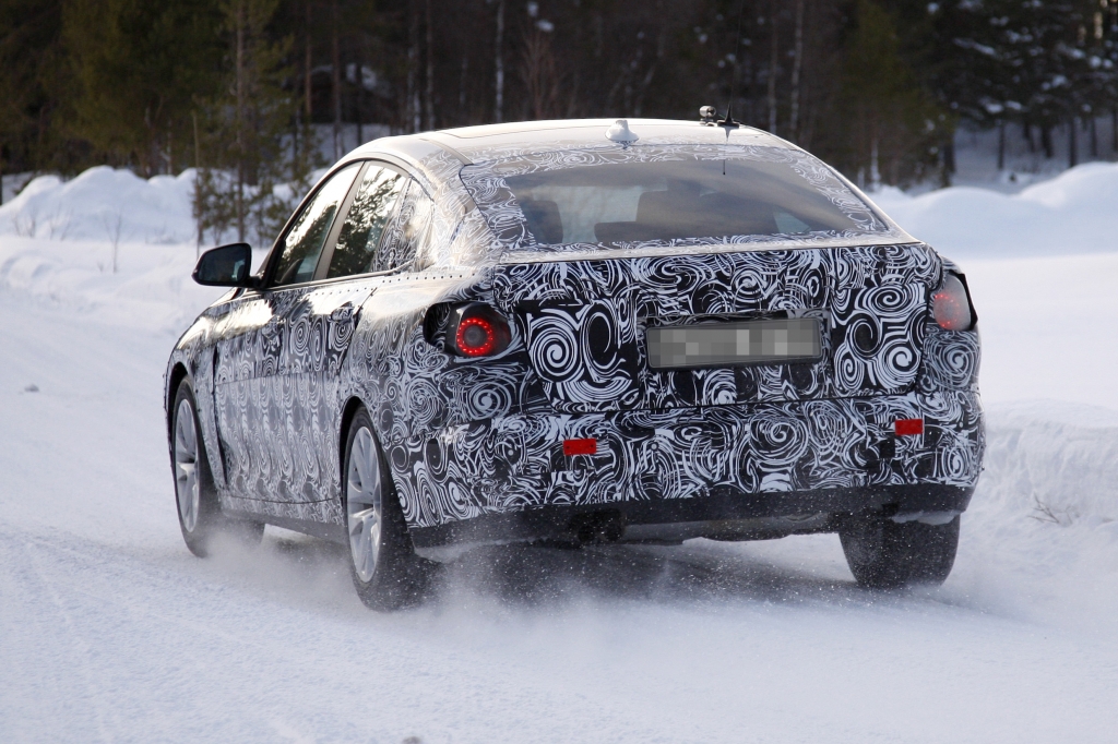 Erwischt: Erlkönig BMW 3er GT -- Im Schnee