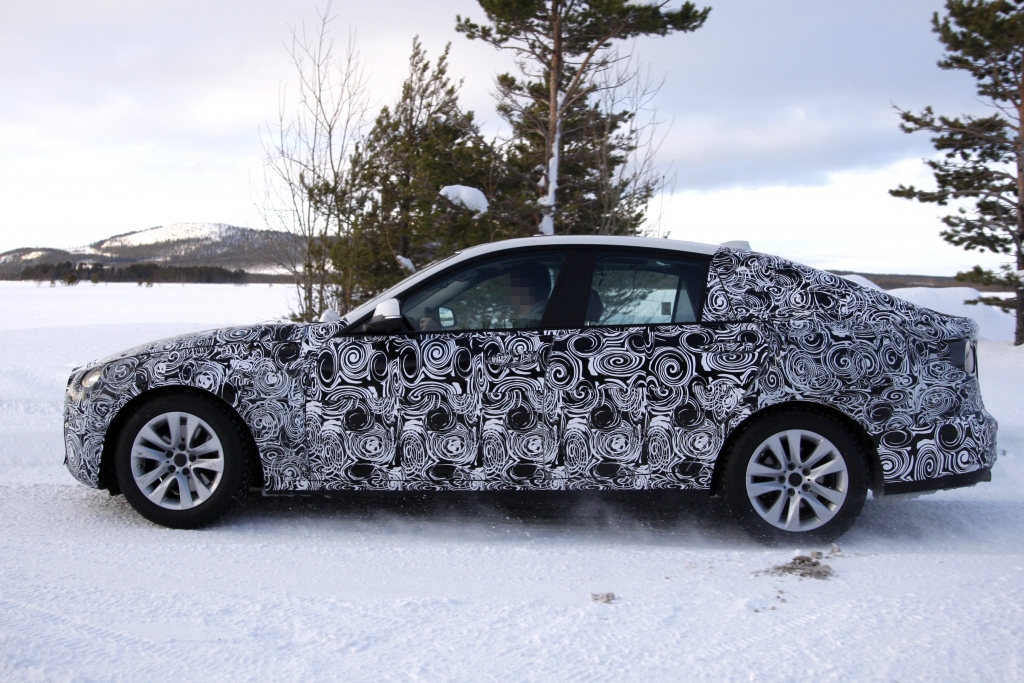 Erwischt: Erlkönig BMW 3er GT -- Im Schnee