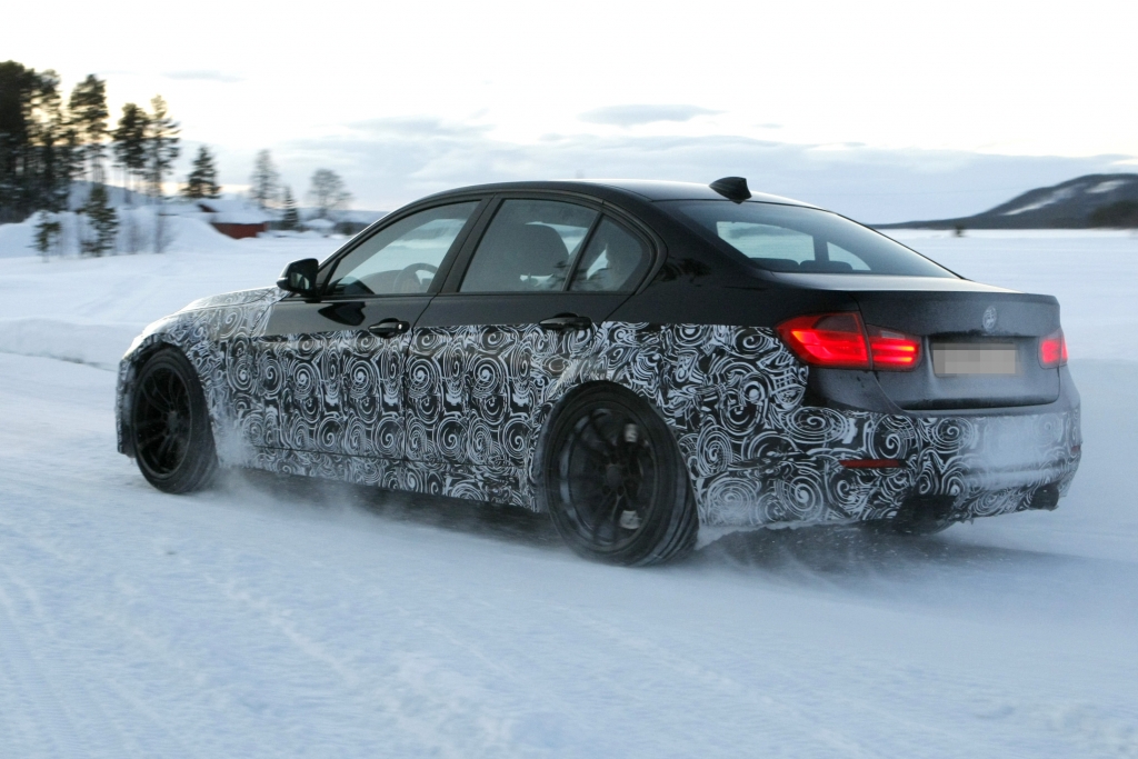 Erwischt: Erlkönig BMW M3 mit TriTurbo