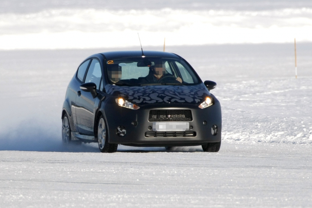 Erwischt: Erlkönig Ford Fiesta – Neue Motoren und ein Racer