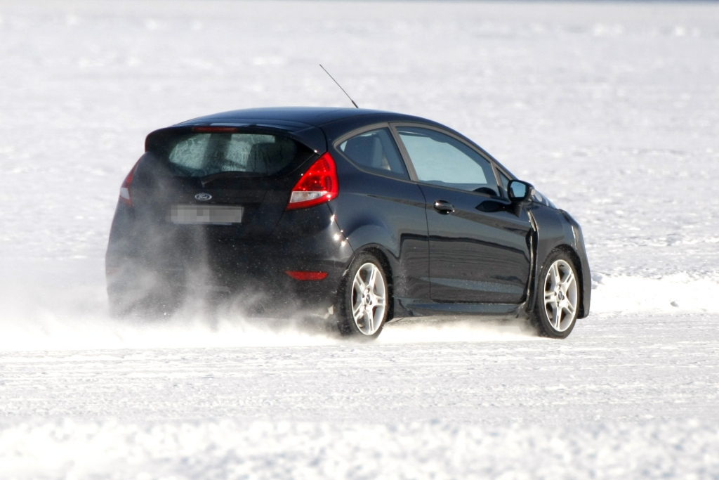 Erwischt: Erlkönig Ford Fiesta – Neue Motoren und ein Racer