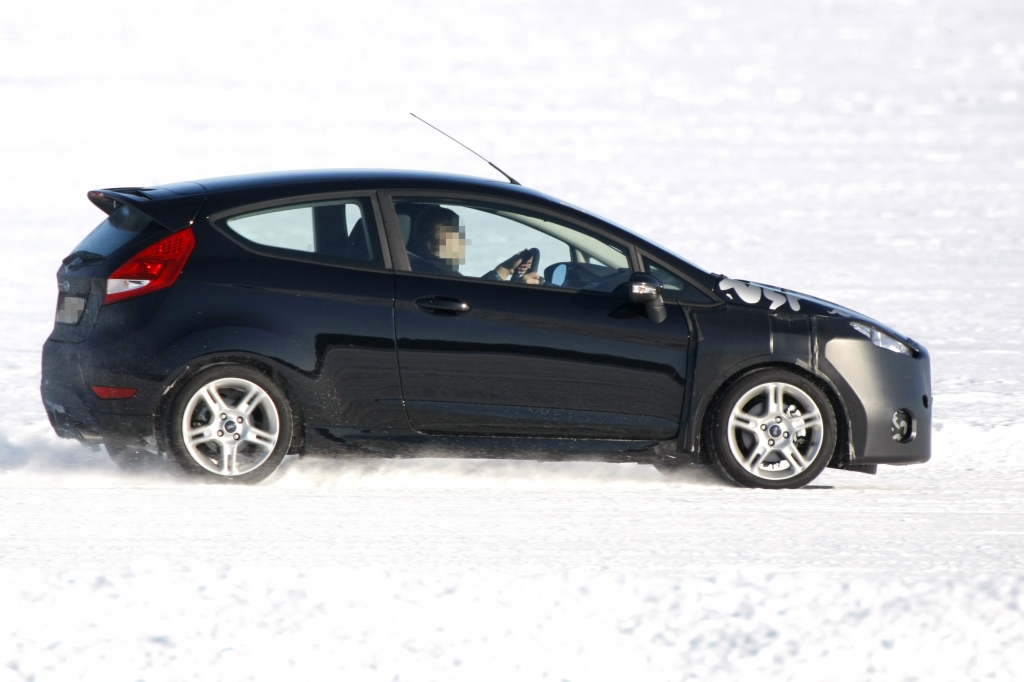Erwischt: Erlkönig Ford Fiesta – Neue Motoren und ein Racer