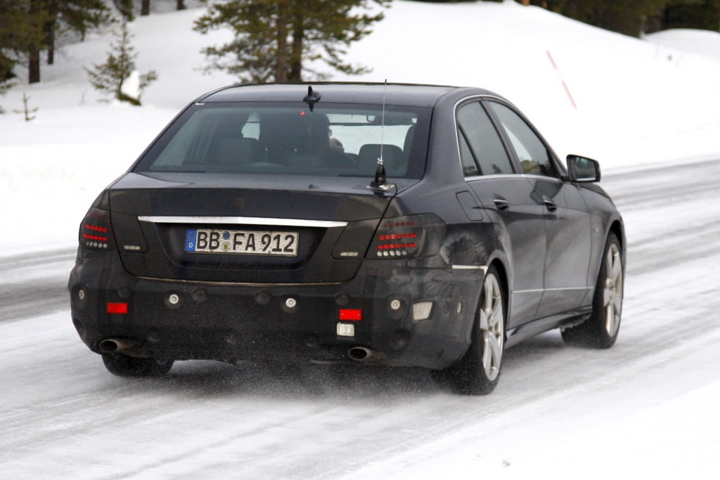 Erwischt: Erlkönig Mercedes E-Klasse – Vierauge ade