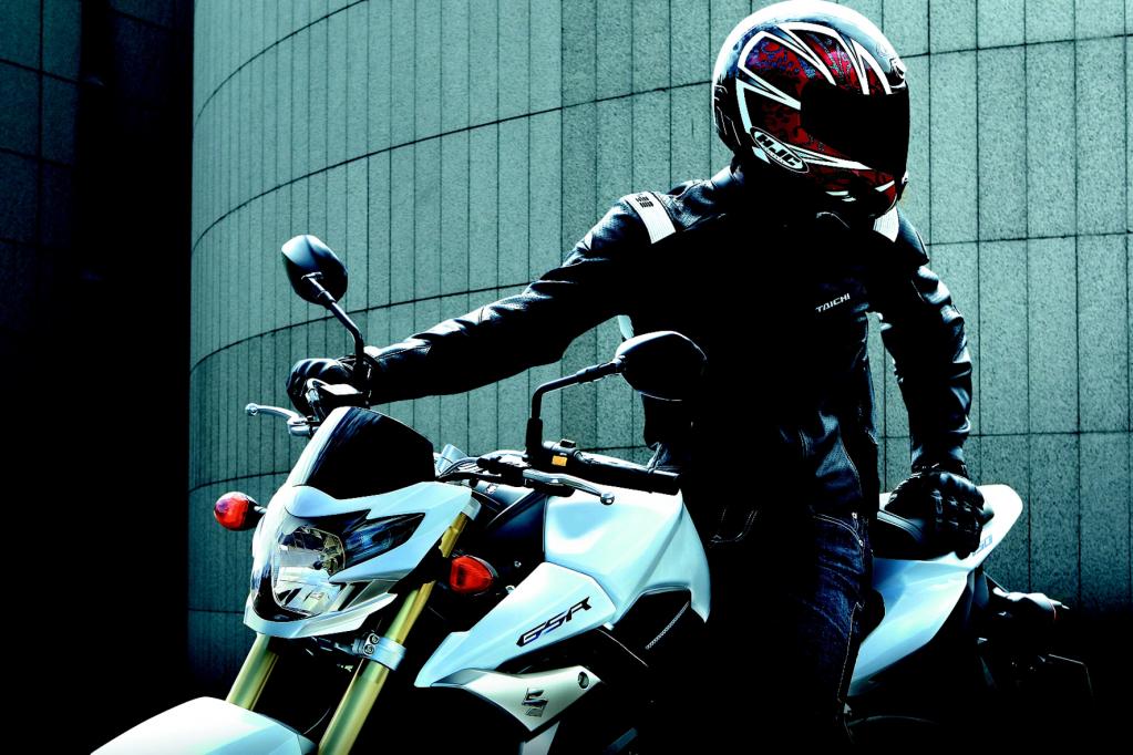 Fahrbericht Suzuki GSR 750 ABS: Aggressives Styling und innere Werte