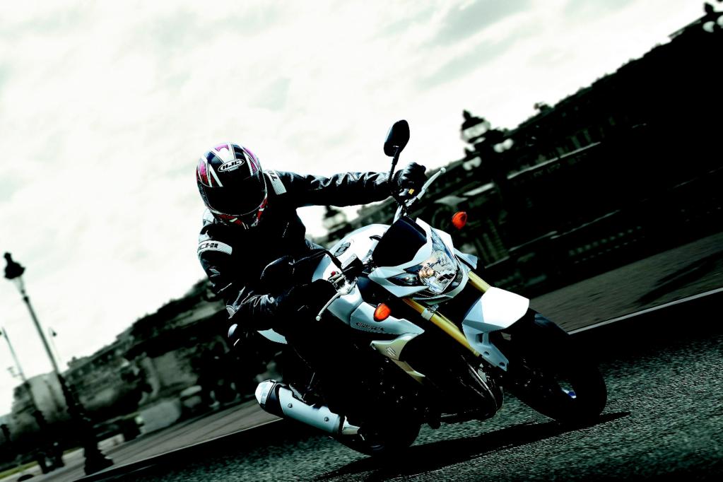 Fahrbericht Suzuki GSR 750 ABS: Aggressives Styling und innere Werte