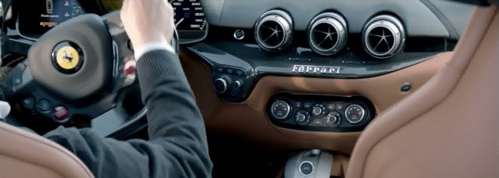 Ferrari F12 Berlinetta - Stärker, schneller, leichter