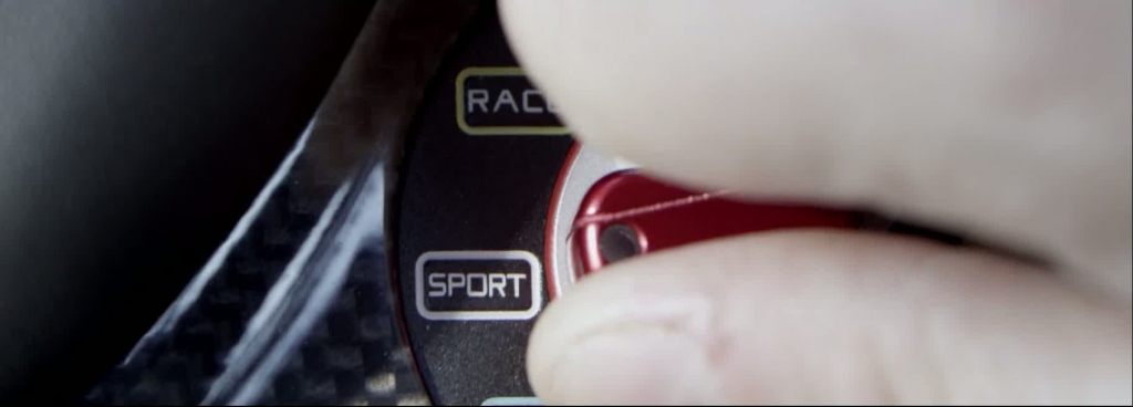 Ferrari F12 Berlinetta - Stärker, schneller, leichter