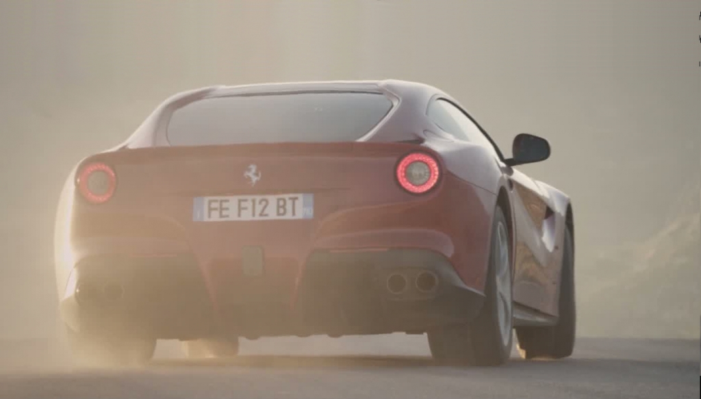 Ferrari F12 Berlinetta - Stärker, schneller, leichter