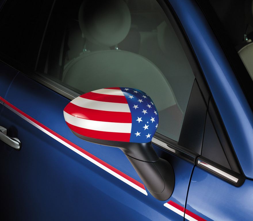 Fiat versteigert 500 America im Internet