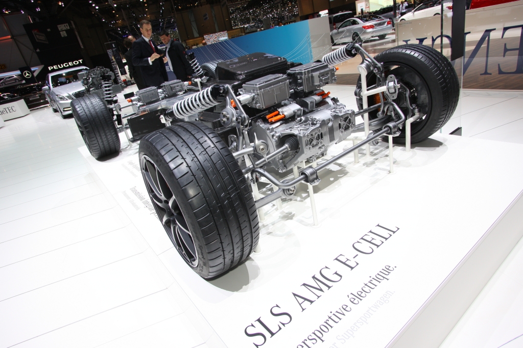 Genf 2012: AMG stellt den Elektro-Antrieb des SLS AMG E-Cell vor